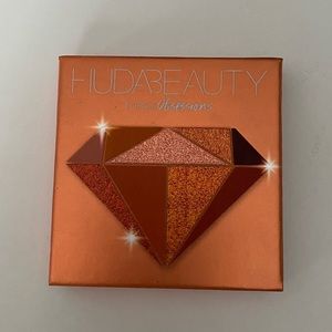 Huda Beauty Topaz Obsessions